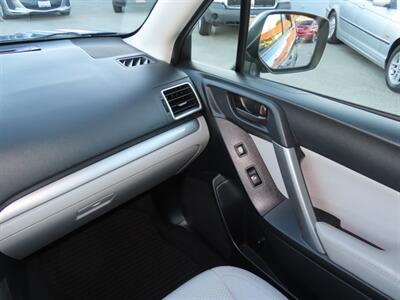 2016 Subaru Forester 2.5i Premium AWD   - Photo 22 - Santa Cruz, CA 95062