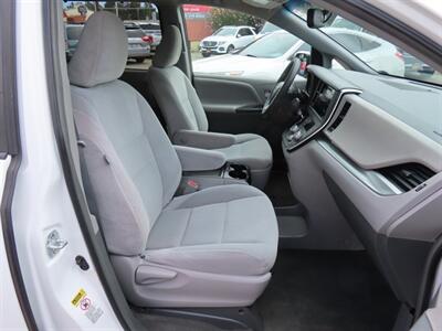 2015 Toyota Sienna LE 8-Passenger   - Photo 16 - Santa Cruz, CA 95062
