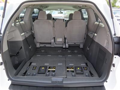 2015 Toyota Sienna LE 8-Passenger   - Photo 42 - Santa Cruz, CA 95062