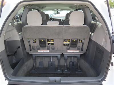 2015 Toyota Sienna LE 8-Passenger   - Photo 44 - Santa Cruz, CA 95062