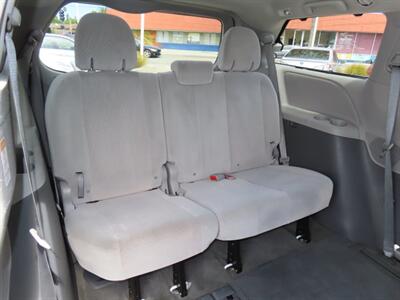 2015 Toyota Sienna LE 8-Passenger   - Photo 36 - Santa Cruz, CA 95062