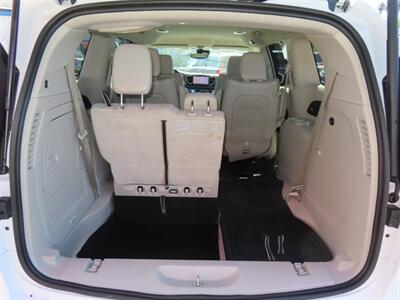 2021 Chrysler Pacifica Touring L  Plug In Hybrid - Photo 55 - Santa Cruz, CA 95062