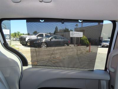 2021 Chrysler Pacifica Touring L  Plug In Hybrid - Photo 39 - Santa Cruz, CA 95062