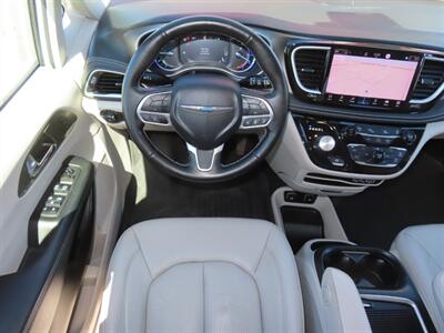 2021 Chrysler Pacifica Touring L  Plug In Hybrid - Photo 7 - Santa Cruz, CA 95062