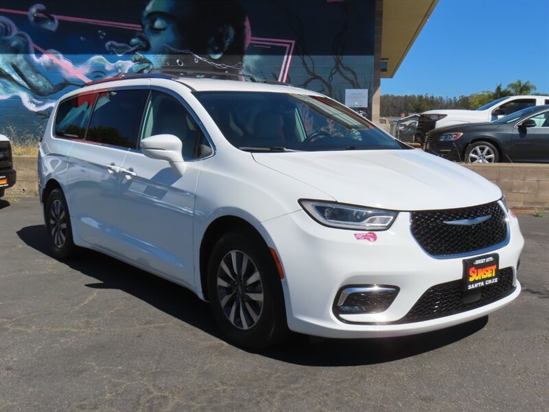 2021 Chrysler Pacifica Hybrid