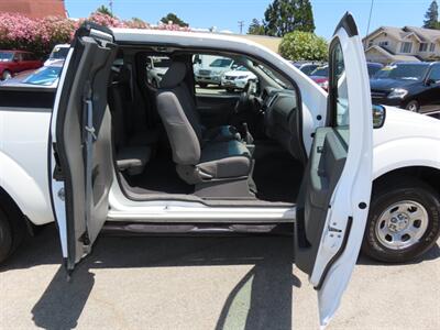 2019 Nissan Frontier S   - Photo 18 - Santa Cruz, CA 95062