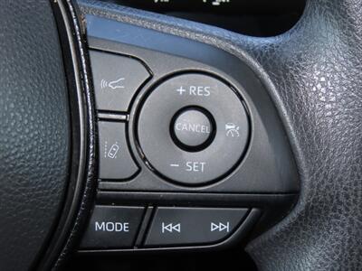 2020 Toyota Corolla LE   - Photo 13 - Santa Cruz, CA 95062