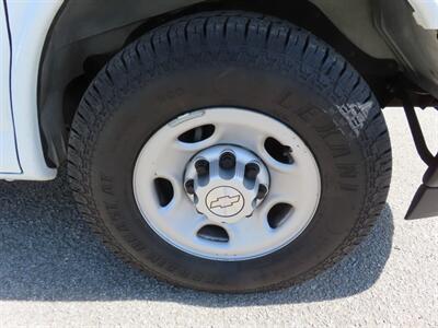 2017 Chevrolet Express 2500   - Photo 43 - Santa Cruz, CA 95062