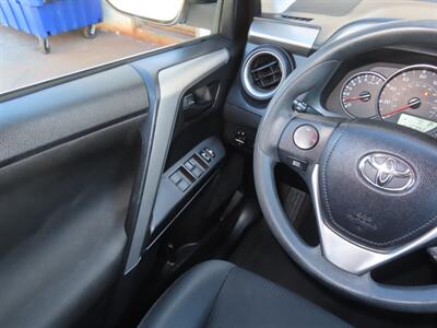 2016 Toyota RAV4 LE - Photo 9 - Santa Cruz, CA 95062