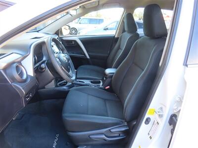 2016 Toyota RAV4 LE - Photo 6 - Santa Cruz, CA 95062