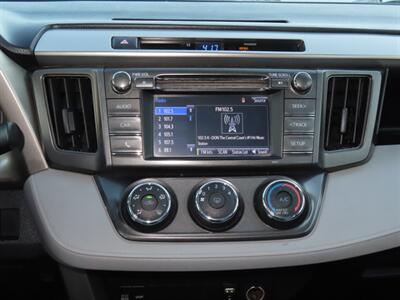 2015 Toyota RAV4 LE - Photo 11 - Santa Cruz, CA 95062