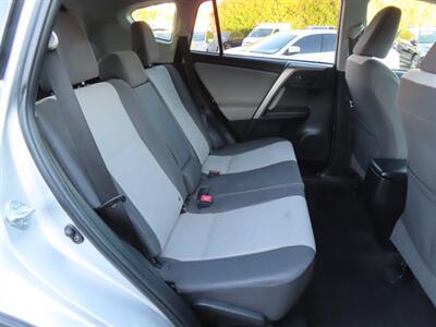 2015 Toyota RAV4 LE - Photo 25 - Santa Cruz, CA 95062