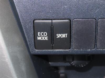 2015 Toyota RAV4 LE - Photo 9 - Santa Cruz, CA 95062