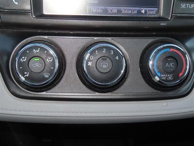 2015 Toyota RAV4 LE - Photo 18 - Santa Cruz, CA 95062