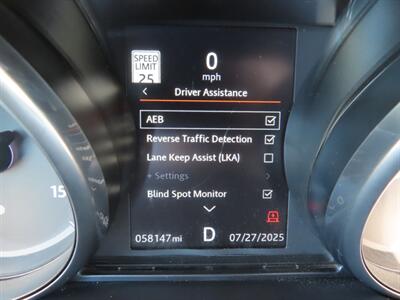 2017 Land Rover Discovery First Edition   - Photo 16 - Santa Cruz, CA 95062