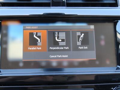 2017 Land Rover Discovery First Edition   - Photo 33 - Santa Cruz, CA 95062