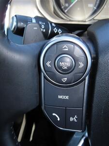 2017 Land Rover Discovery First Edition   - Photo 8 - Santa Cruz, CA 95062
