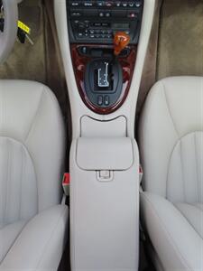 1997 Jaguar XK8   - Photo 17 - Santa Cruz, CA 95062