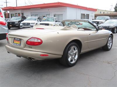 1997 Jaguar XK8   - Photo 4 - Santa Cruz, CA 95062