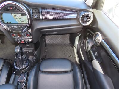 2015 MINI Hardtop 4 Door Cooper S   - Photo 26 - Santa Cruz, CA 95062