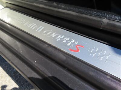 2015 MINI Hardtop 4 Door Cooper S   - Photo 8 - Santa Cruz, CA 95062