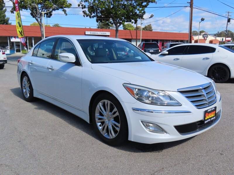 2012 Hyundai Genesis 3.8L V6 - Photo 1 - Santa Cruz, CA 95062