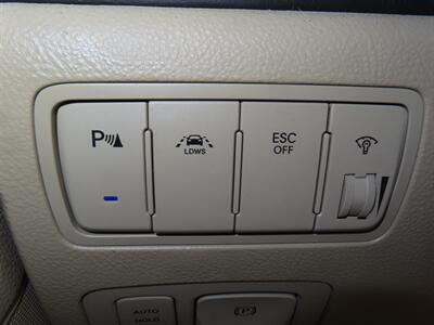 2012 Hyundai Genesis 3.8L V6   - Photo 15 - Santa Cruz, CA 95062