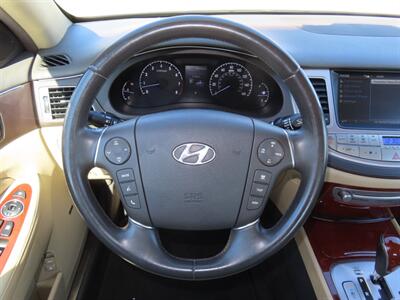 2012 Hyundai Genesis 3.8L V6   - Photo 8 - Santa Cruz, CA 95062