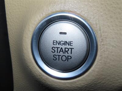 2012 Hyundai Genesis 3.8L V6   - Photo 9 - Santa Cruz, CA 95062