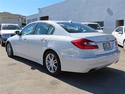 2012 Hyundai Genesis 3.8L V6   - Photo 3 - Santa Cruz, CA 95062