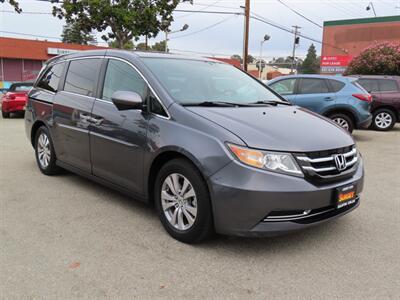 2017 Honda Odyssey SE  