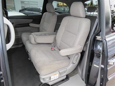 2017 Honda Odyssey SE   - Photo 31 - Santa Cruz, CA 95062