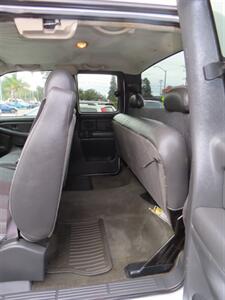 2004 Chevrolet Silverado 2500   - Photo 25 - Santa Cruz, CA 95062