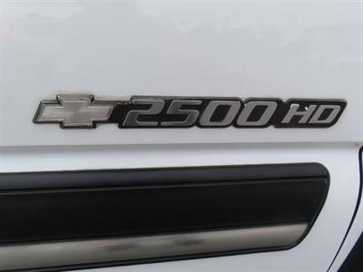 2004 Chevrolet Silverado 2500   - Photo 5 - Santa Cruz, CA 95062