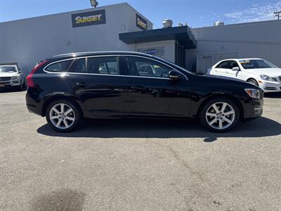 2016 Volvo V60 T5 Drive-E Premier   - Photo 2 - Santa Cruz, CA 95062