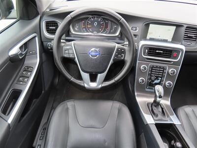 2016 Volvo V60 T5 Drive-E Premier   - Photo 8 - Santa Cruz, CA 95062