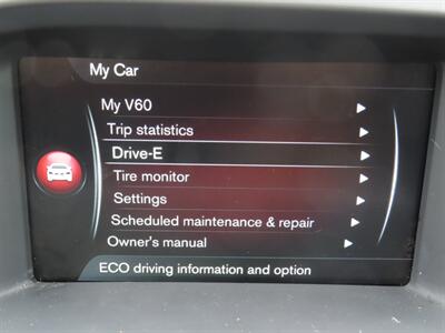 2016 Volvo V60 T5 Drive-E Premier   - Photo 24 - Santa Cruz, CA 95062