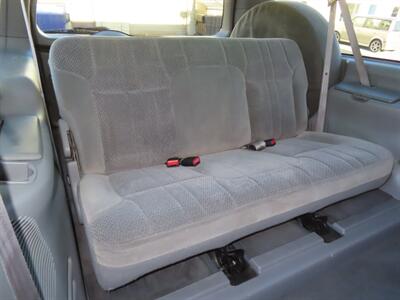 2001 Ford Excursion XLT - Photo 28 - Santa Cruz, CA 95062