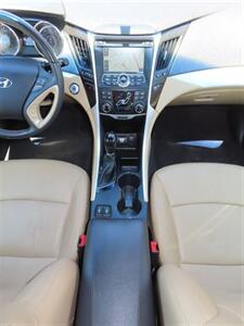 2011 Hyundai SONATA Limited - Photo 17 - Santa Cruz, CA 95062