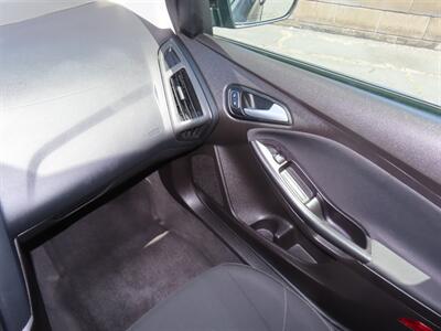 2016 Ford Focus SE - Photo 19 - Santa Cruz, CA 95062