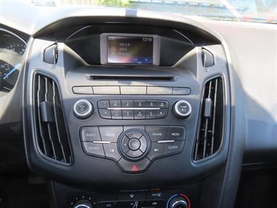 2016 Ford Focus SE - Photo 20 - Santa Cruz, CA 95062