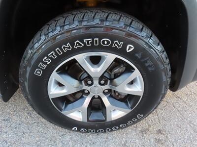 2016 Jeep Cherokee Trailhawk 4WD - Photo 38 - Santa Cruz, CA 95062