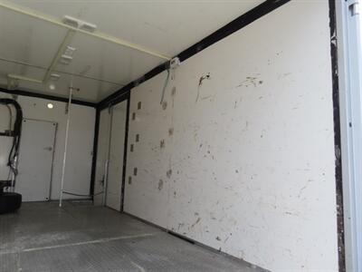 2016 Mercedes-Benz Sprinter 3500 Box   - Photo 34 - Santa Cruz, CA 95062