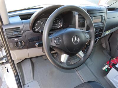 2016 Mercedes-Benz Sprinter 3500 Box   - Photo 8 - Santa Cruz, CA 95062