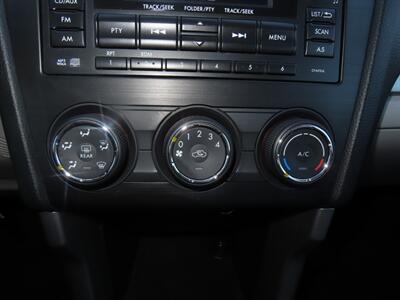 2015 Subaru Forester 2.5i AWD - Photo 21 - Santa Cruz, CA 95062