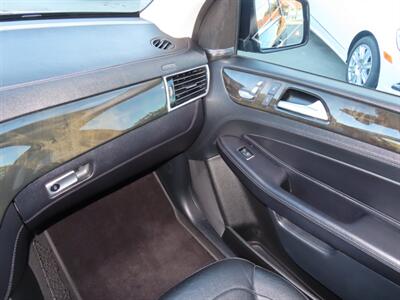 2016 Mercedes-Benz GLE 400 4MATIC   - Photo 25 - Santa Cruz, CA 95062