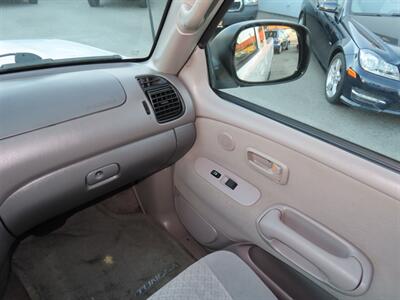 2005 Toyota Tundra Access Cab SR5   - Photo 17 - Santa Cruz, CA 95062