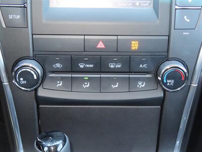2017 Toyota Camry SE   - Photo 22 - Santa Cruz, CA 95062