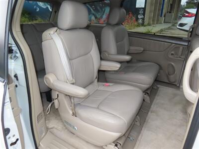 2004 Toyota Sienna XLE Limited 7 Passenger AWD - Photo 27 - Santa Cruz, CA 95062