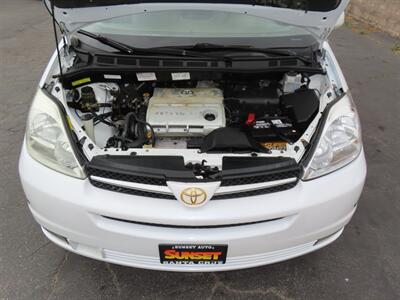 2004 Toyota Sienna XLE Limited 7 Passenger AWD - Photo 48 - Santa Cruz, CA 95062
